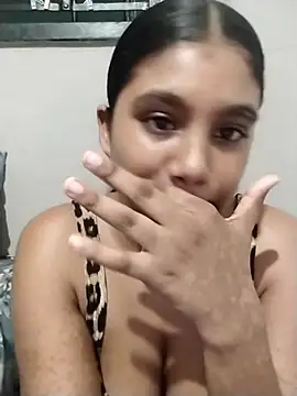 Lilmisskay18 online show from February 20, 7:04 pm