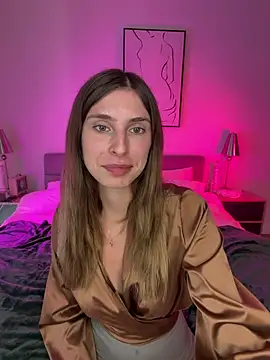 emma05 online show from May 10, 2:30 pm