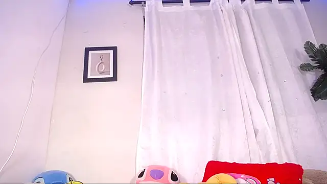 alaia 03 online show from April 21, 1:42 am