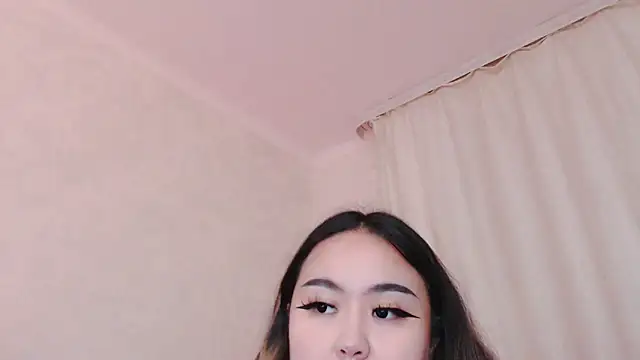 amelia sunlight online show from June 13, 4:26 pm