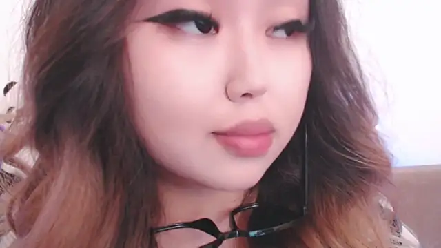 amelia sunlight online show from April 27, 4:59 pm