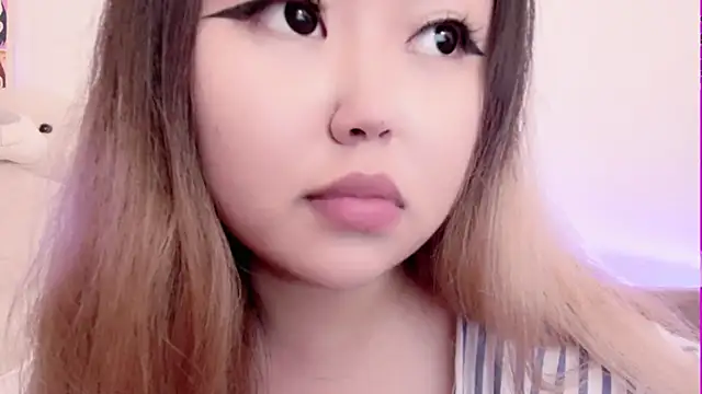 amelia sunlight online show from April 3, 12:41 am