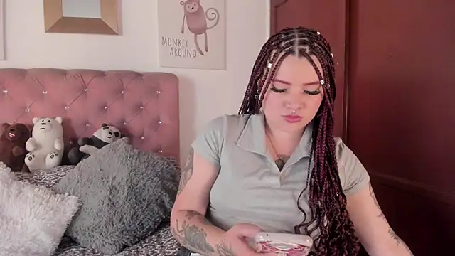 CelessteRedds online show from December 20, 4:00 pm