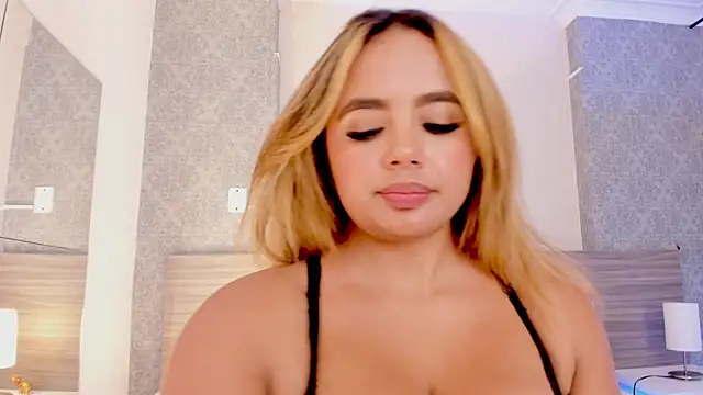 Mistyca online show from September 11, 1:55 pm