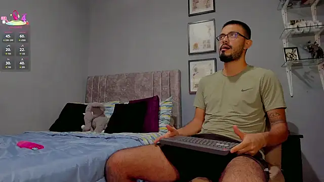 ETHAN ADAM online show from February 23, 11:04 pm