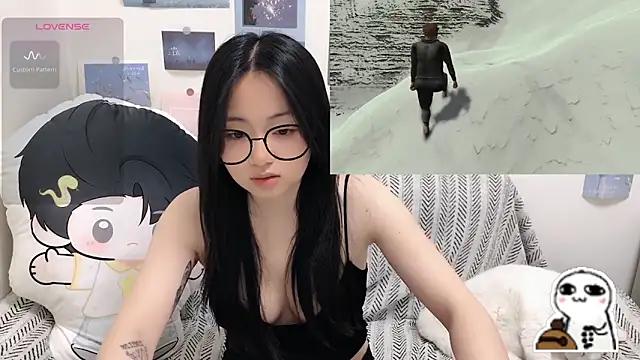 LiLiYbaby online show from March 29, 8:46 am