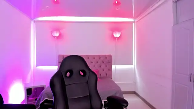 AuroraDiaz online show from September 16, 8:50 pm