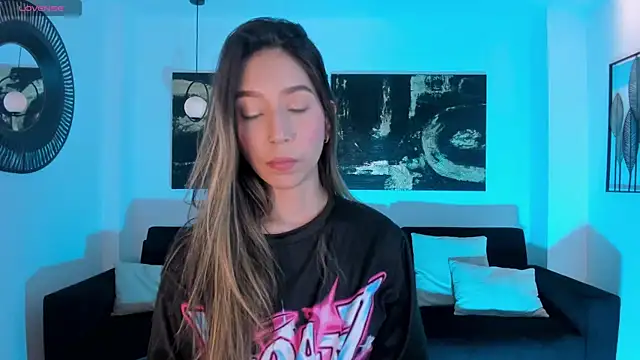 TaraLawrence online show from September 24, 3:49 am