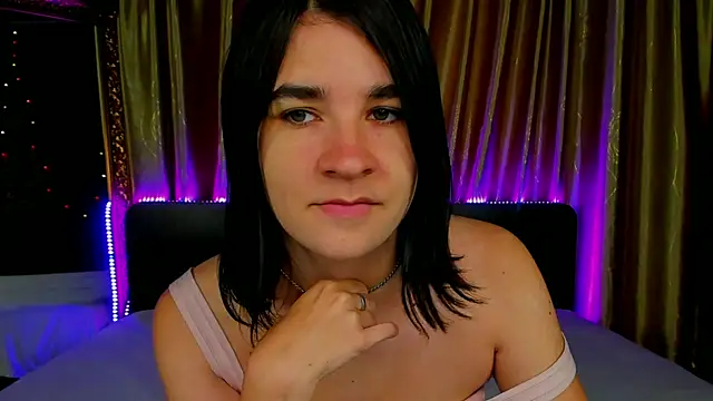  Polly Love  online show from October 5, 6:18 am