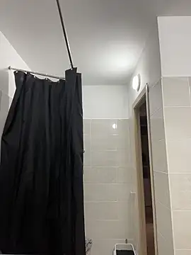 Holly Molii online show from April 20, 1:08 am