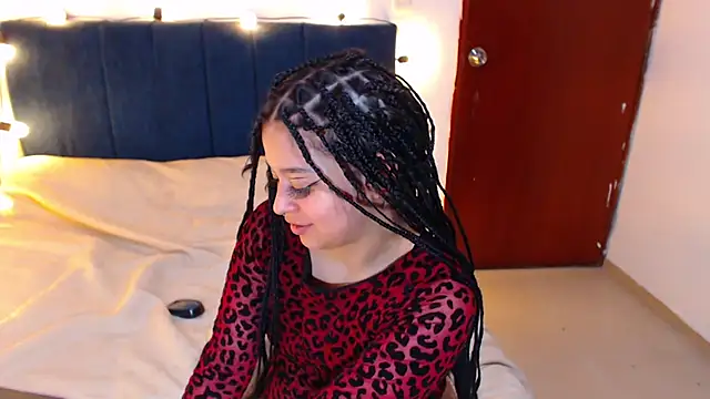 Bitsy Messy online show from June 5, 6:52 am