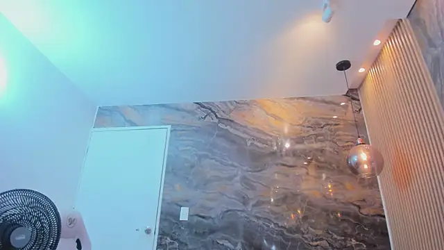 ella harper online show from April 14, 1:16 am