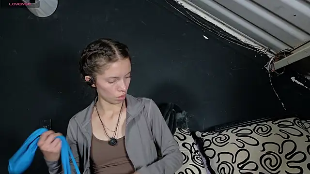 sweetdam12 online show from November 8, 9:31 pm