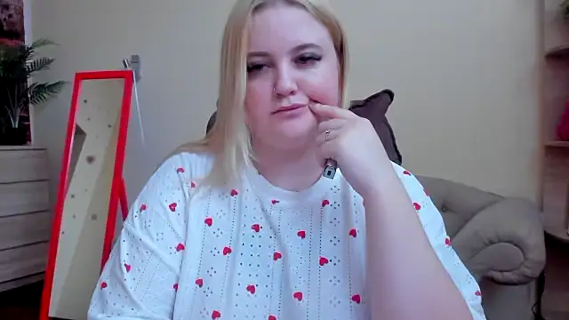 Doliss online show from November 19, 7:19 am