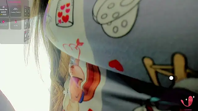 samy  milf online show from March 3, 7:42 pm