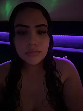 iTrapXXX online show from April 5, 7:02 pm