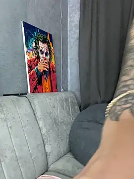 Lola Hale online show from March 12, 6:10 pm