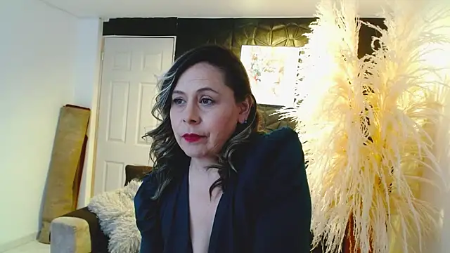 CINTHIA1609 online show from October 7, 10:58 pm