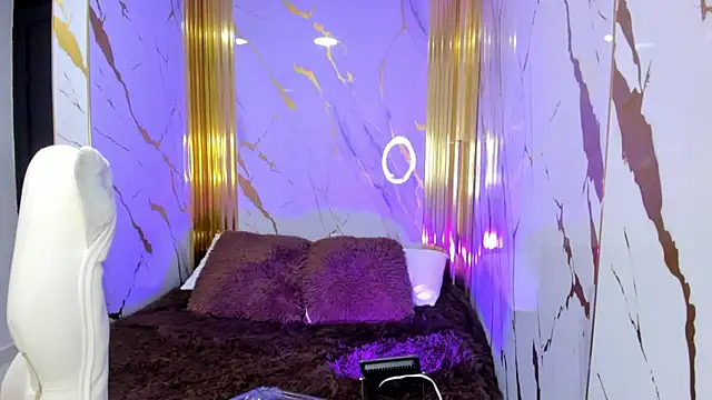 emma  milk  online show from September 25, 11:53 am