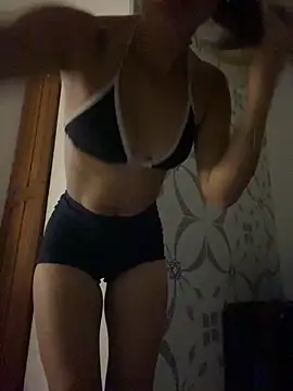 Carolinen online show from October 12, 9:28 pm