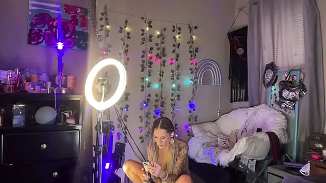 Dani Dragon69 online show from December 17, 7:18 pm