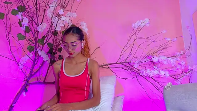 Charlotte Love10 online show from March 19, 12:09 pm