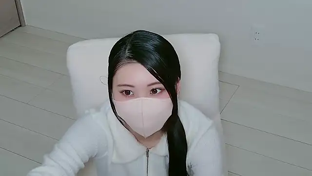 yuki room online show from January 18, 2:08 am