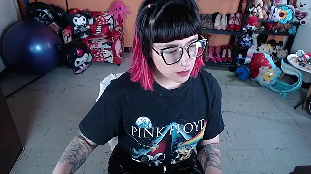 MissMiia2 online show from October 29, 3:04 pm