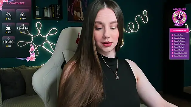 katie taylorr online show from October 28, 3:12 am