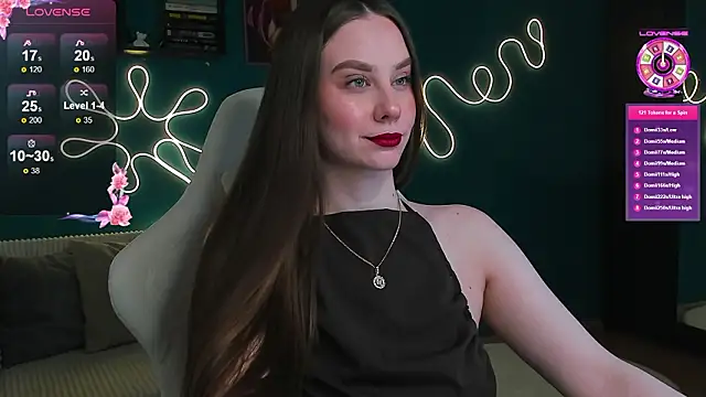 katie taylorr online show from February 24, 9:02 pm