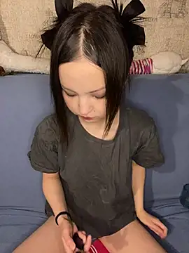 lalallalalaa- online show from January 16, 1:51 pm