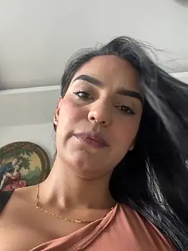 Sara-77 online show from February 6, 6:55 pm