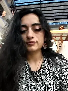 Lila Desiree online show from March 3, 11:11 pm