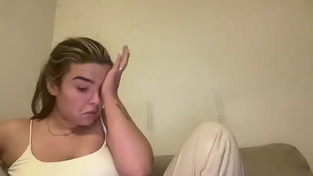 maisiesmithx online show from October 30, 8:54 pm