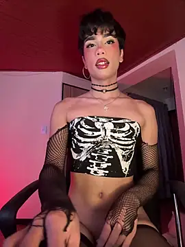 sue   0 online show from February 8, 9:40 pm