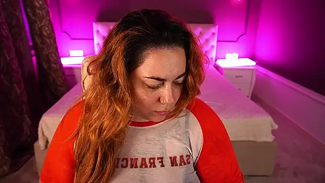 Kittywakee online show from September 17, 8:29 pm