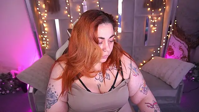 Kittywakee online show from March 9, 3:21 am