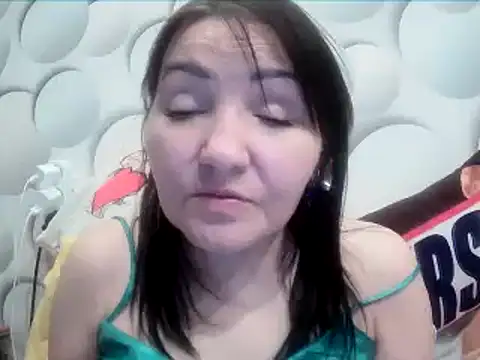 ClaireSunset online show from March 25, 6:44 pm