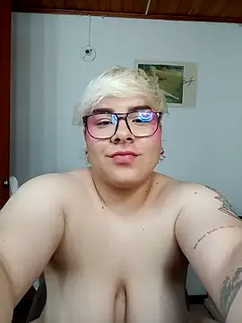 amalia love online show from September 11, 4:35 am