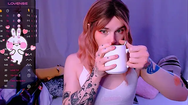 Alice Hells online show from February 18, 6:34 am