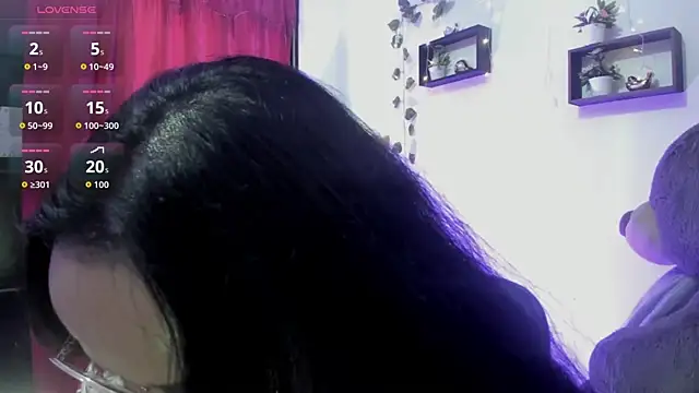 GiaNahomi online show from October 30, 3:46 pm