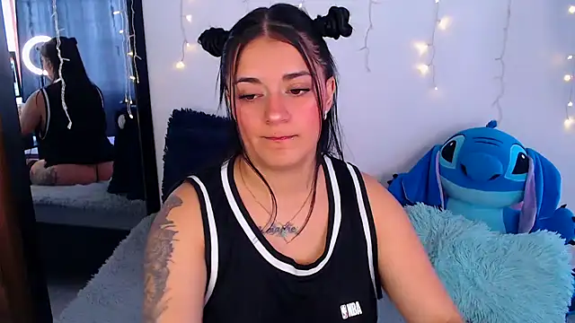 Samanta james19 online show from November 7, 5:07 pm