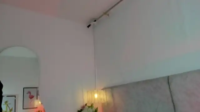 naomiii   online show from March 24, 11:48 am