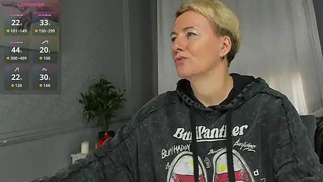 Nika Smit online show from October 31, 10:08 am