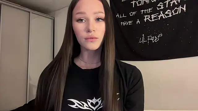 ur molly online show from February 25, 3:32 pm