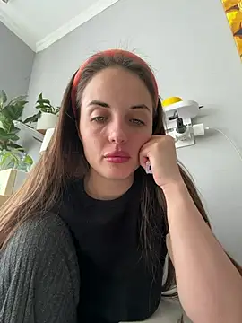 AmiLavs online show from April 8, 10:06 am