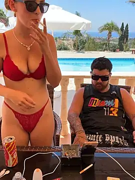 MrAndMrsSavage online show from July 11, 9:09 am