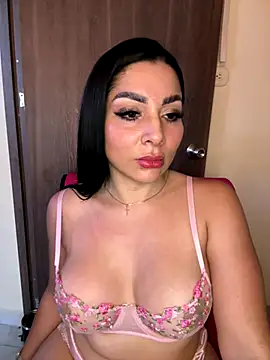 Cianuroom online show from September 20, 9:24 pm