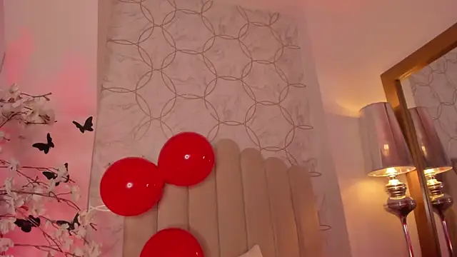 Foxy200   online show from February 13, 8:43 pm