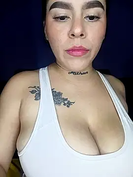 BigTits Kitty online show from March 4, 6:42 am